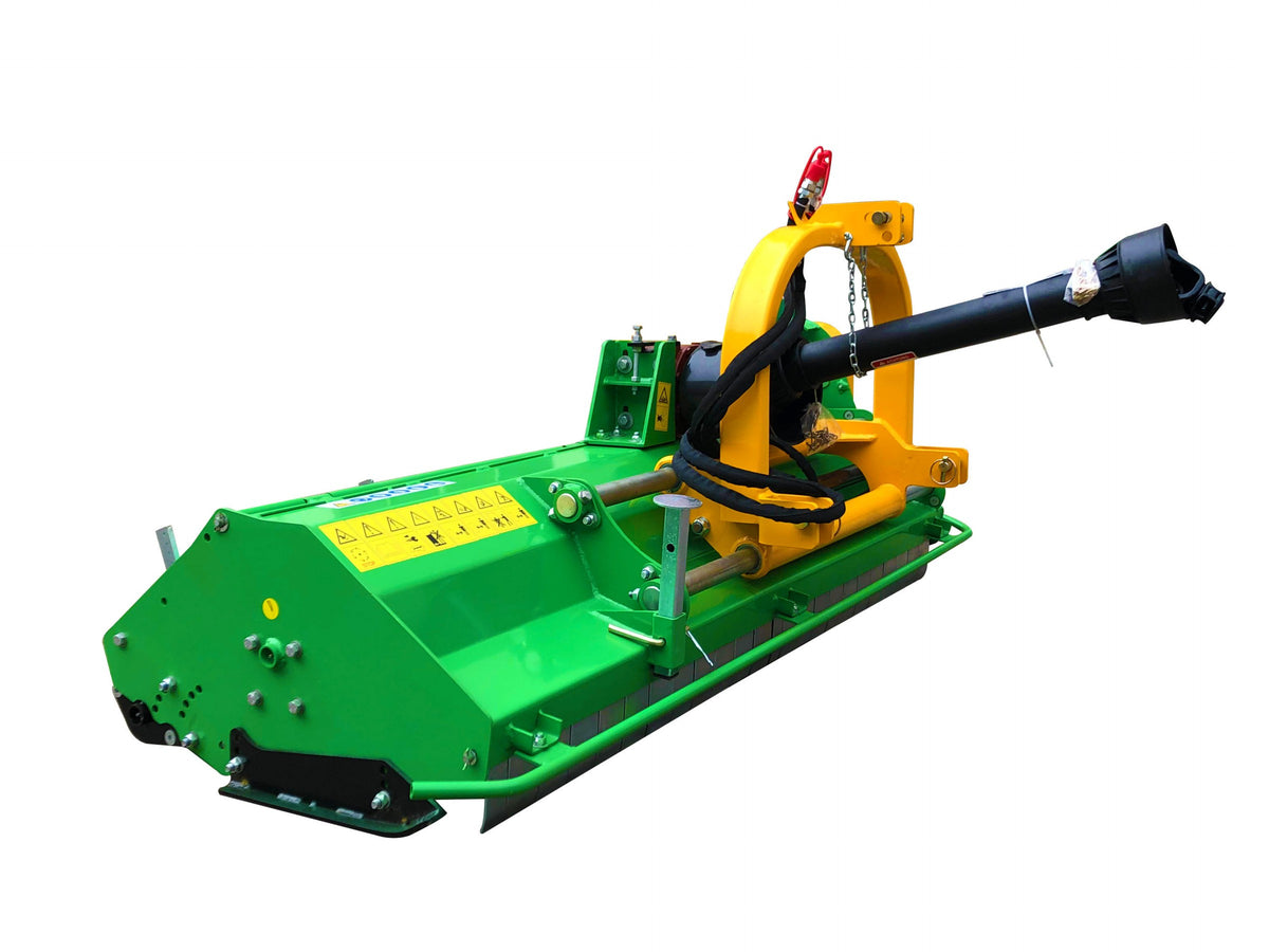 nova-tractor.com